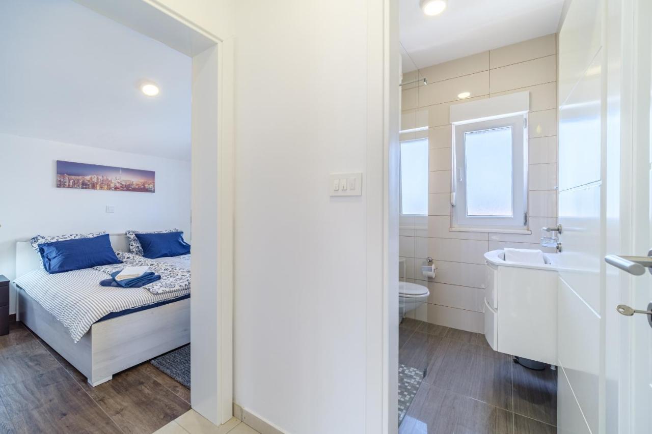 Villa Zdenka Milna  Εξωτερικό φωτογραφία
