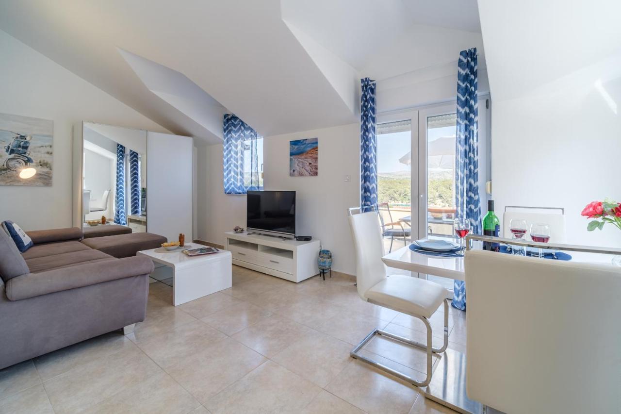 Villa Zdenka Milna  Εξωτερικό φωτογραφία