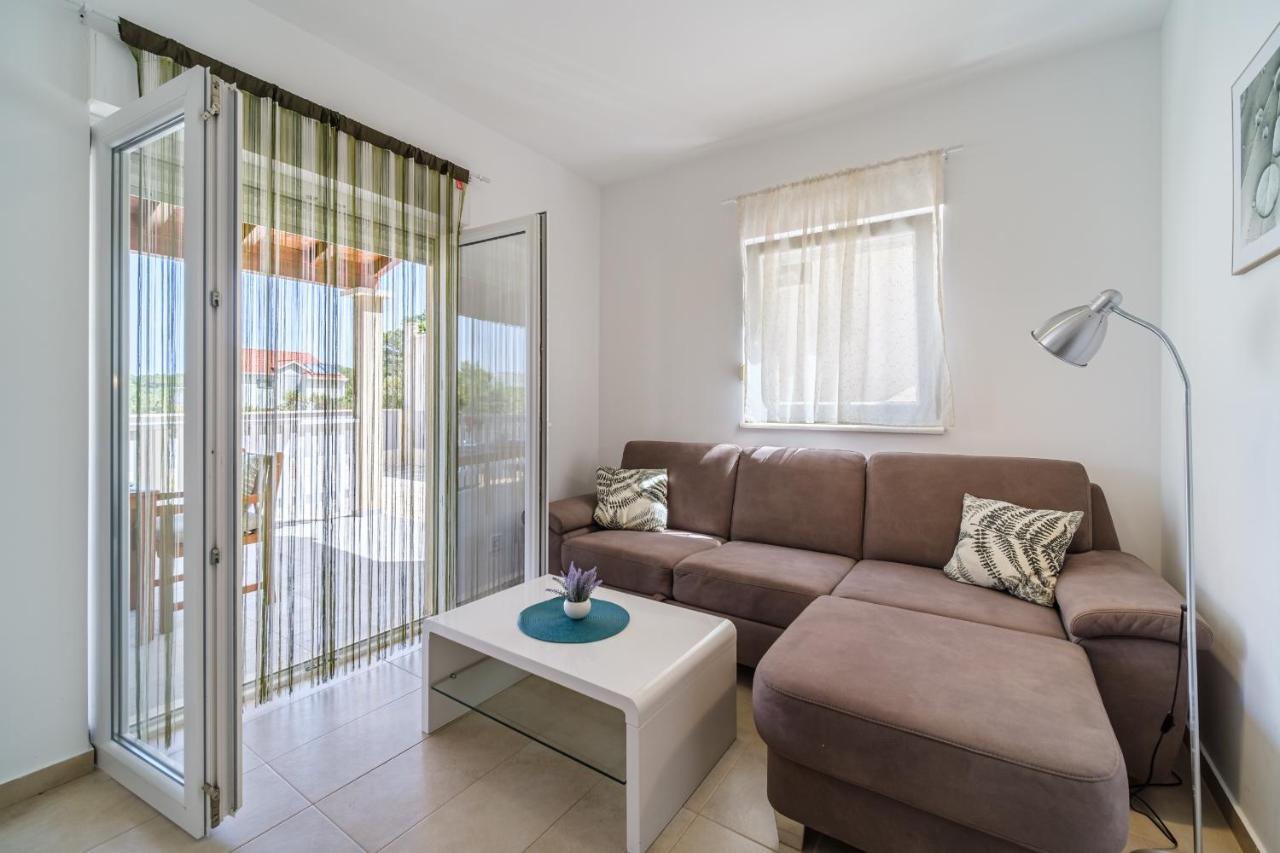 Villa Zdenka Milna  Εξωτερικό φωτογραφία